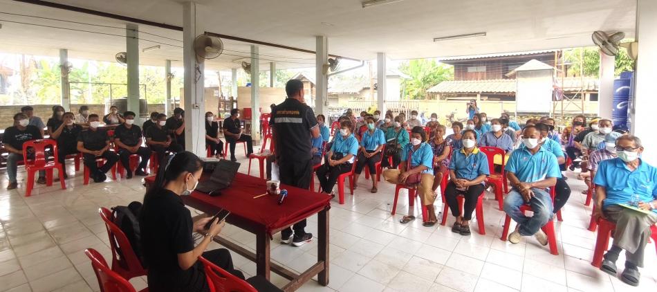 วันที่ 7 เมษายน 2569 เวลา 09.00 น. นายศิริรับ เลิศคำ นายกเทศมนตรีตำบลหนองหล่ม มอบหมายให้ร้อยตำรวจเอกทวีศักดิ์ จักร์อ้อม ที่ปรึกษานายกฯ เป็นประธานเปิดโครงการอบรมให้ความรู้ส่งเสริมสุขภาพช่องปาก บ้านใหม่พัฒนาหมู่ที่ 3 ประจำปีงบประมาณ 2569 พร้อมด้วยคณะผู้บริหาร สมาชิกสภาเทศบาลฯ งานสาธารณสุข ร่วมกับผู้ใหญ่บ้าน  อสม. และประชาชนหมู่ที่ 3 เข้าร่วมโครงการฯ โดยมีนางสาวสุดารัตน์ จันเฟย นักวิชาการสาธารณสุขปฏิบัติการ เป็นวิทยากรให้ความรู้ ณ อาคารเอนกประสงค์ หมู่ 3